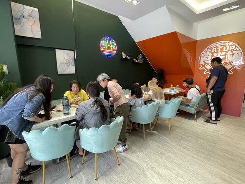 食光杯 複合式連鎖餐飲 品牌形象