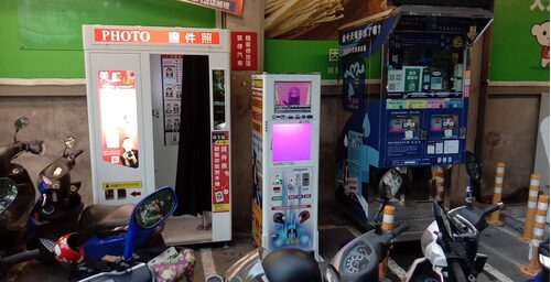 潔帽霸 安全帽洗烘機 品牌形象