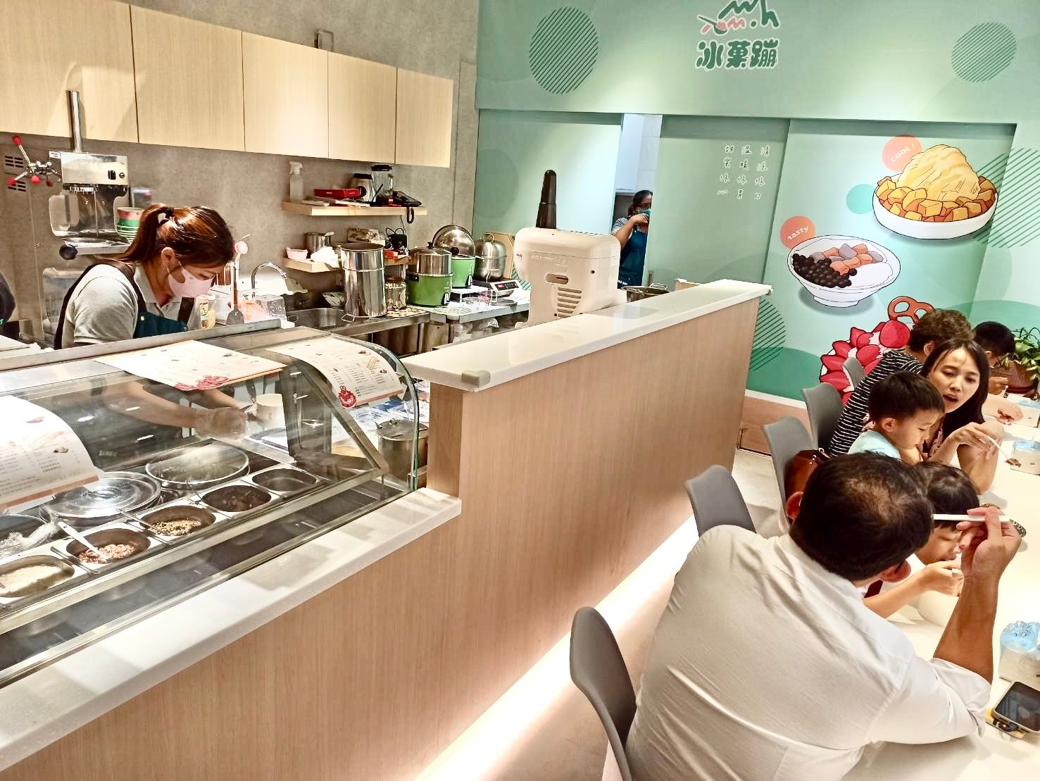 冰菓蹦 豆花｜仙草｜甜品｜雪花冰專賣店 品牌圖片 #2