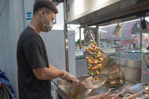 阿部玖肆 彩色地瓜球