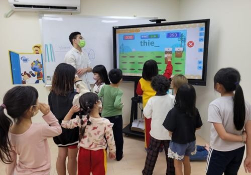 Danny Kids 丹尼互動美語 品牌形象