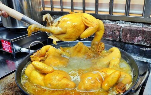 彭富貴 泉水雞飯、雞湯米粉 產品介紹