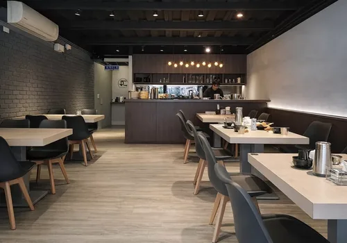 Twozzim韓國燉雞 品牌形象