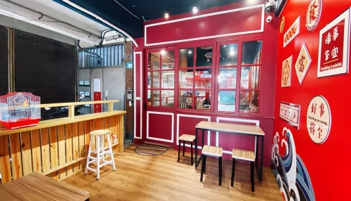 老福家常牛肉麵 雞白湯拉麵 品牌形象