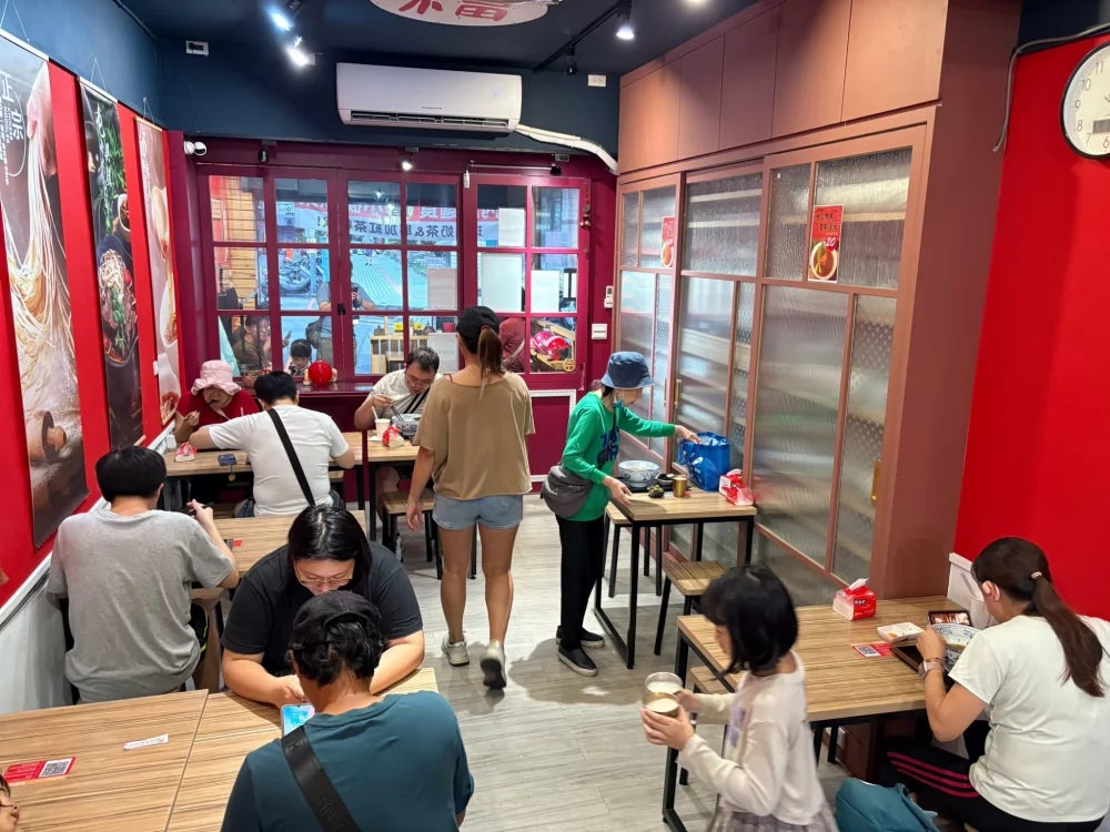 老福家常牛肉麵 雞白湯拉麵 品牌圖片 #4