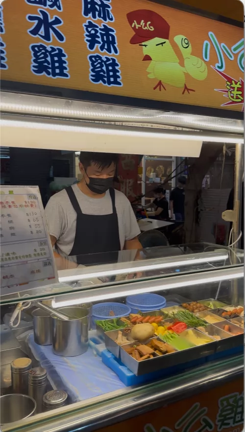 小么雞鹹水雞 品牌形象